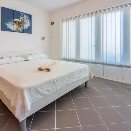 Apartmán In 39118