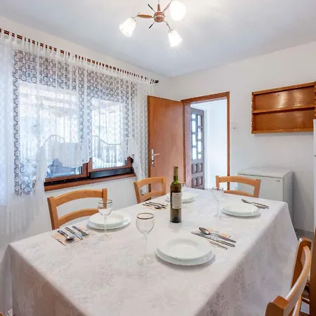 Apartmán In 39118 Novi Vinodolski